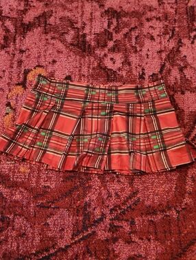 Red Plaid Pleated Mini Skirt